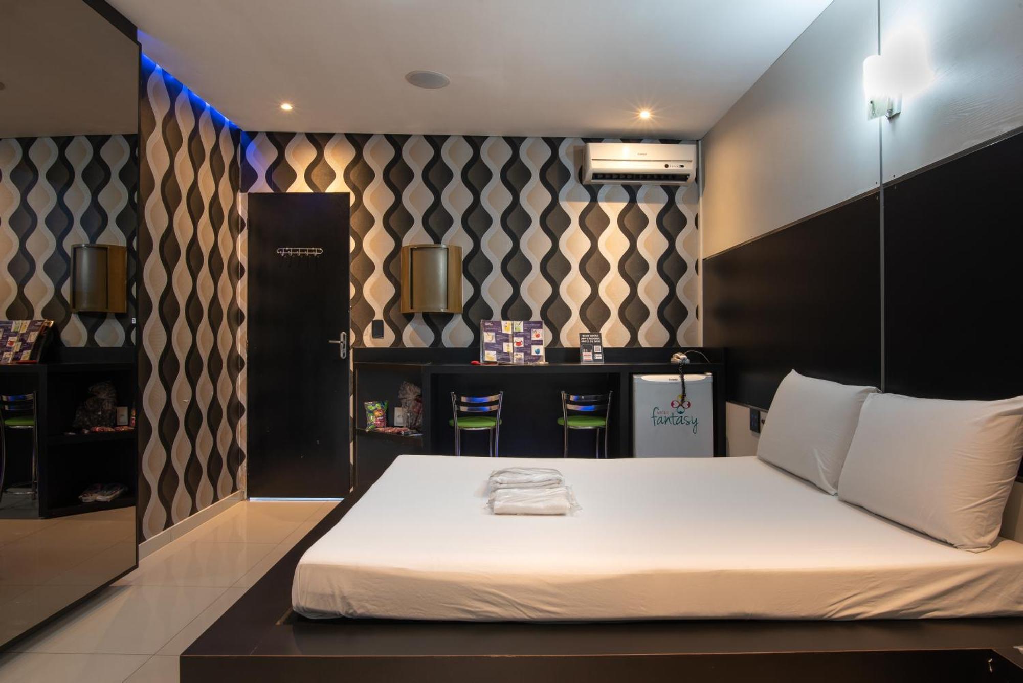 Motel Fantasy 3 (Adults Only) Белу-Оризонти Экстерьер фото