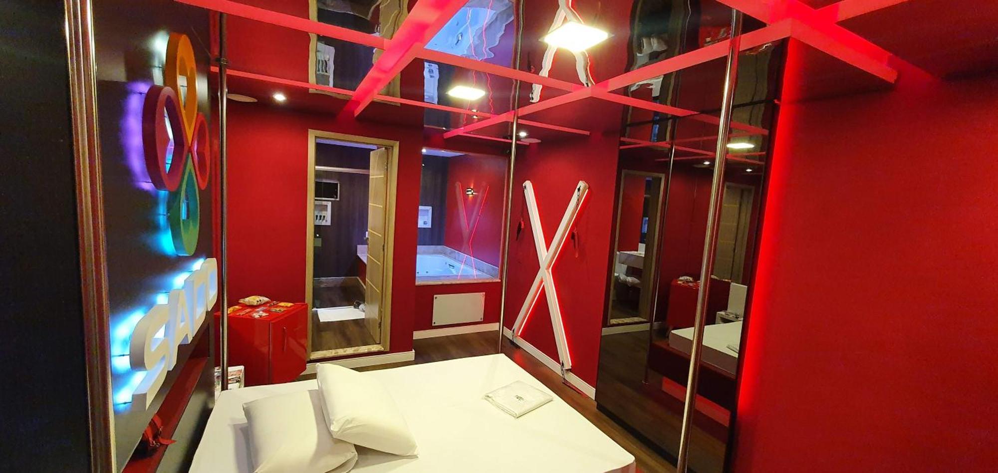 Motel Fantasy 3 (Adults Only) Белу-Оризонти Экстерьер фото