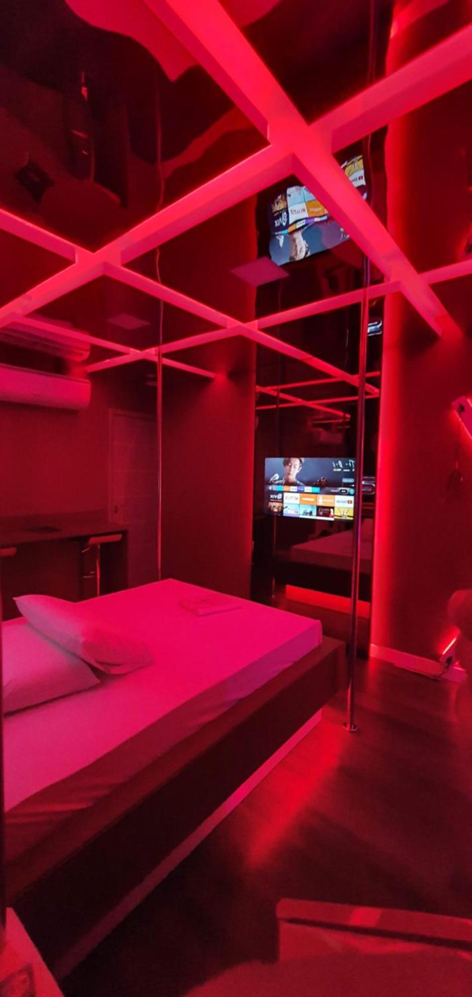 Motel Fantasy 3 (Adults Only) Белу-Оризонти Экстерьер фото